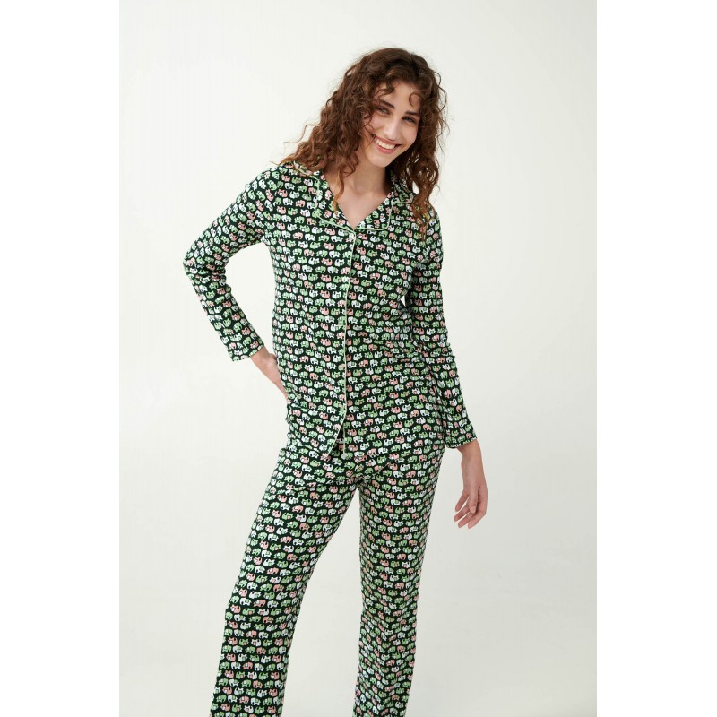 Vamp Women s Buttoned Cotton Long Sleeved Pajamas Elephants Design Green Timber