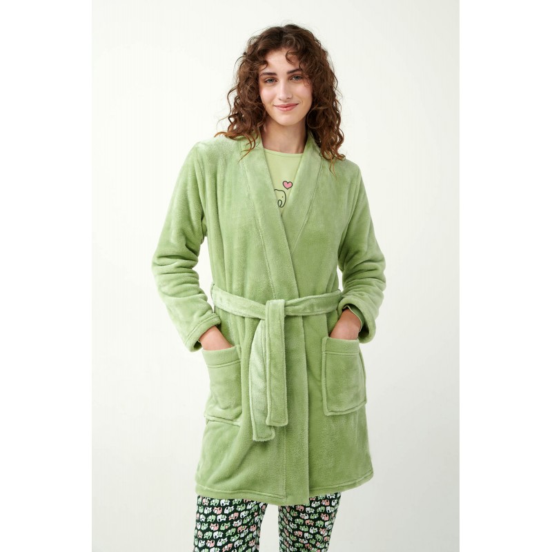 Vamp Women s Short  Fleece Robe With Belt Fashion Colors