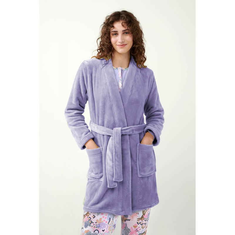 Vamp Women s Short  Fleece Robe With Belt Fashion Colors