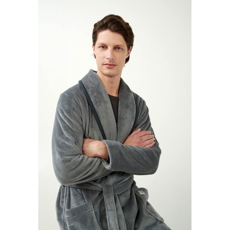 Vamp Men s Long Fleece Robe With Belt Grey Color