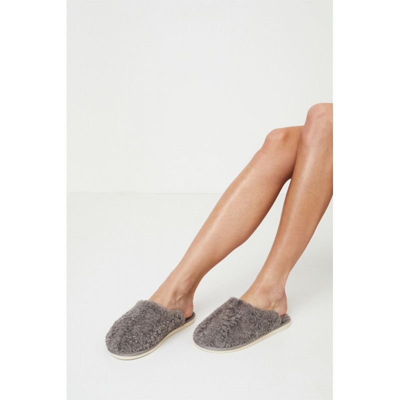 Aruelle Women s Slipper Kiara