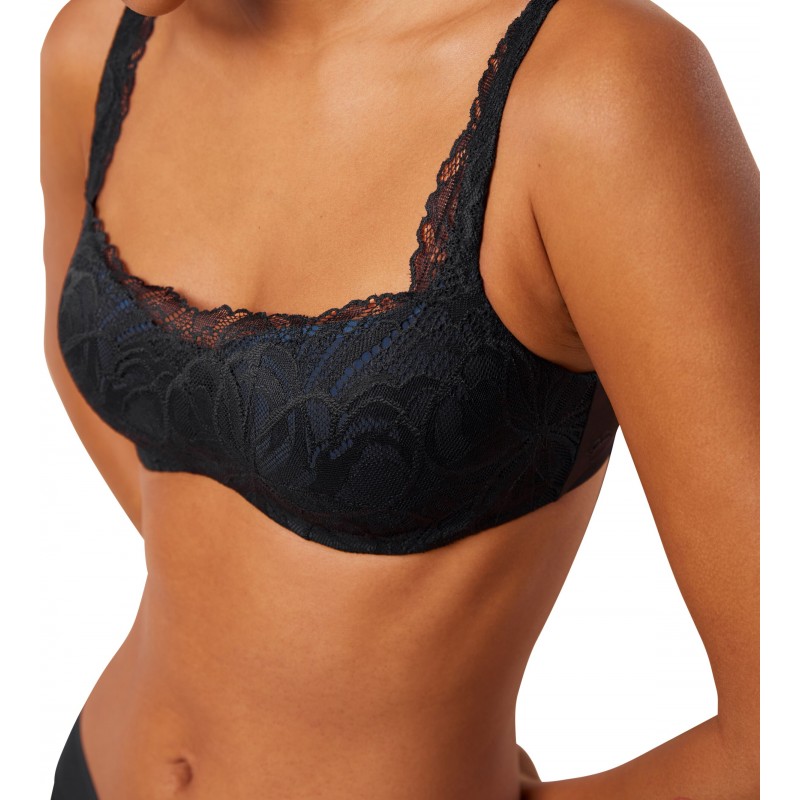 Triumph Γυναικείο Σουτιέν Με Μπανέλα & Επένδυση Body Make-Up Illusion Lace Balconette Cup C